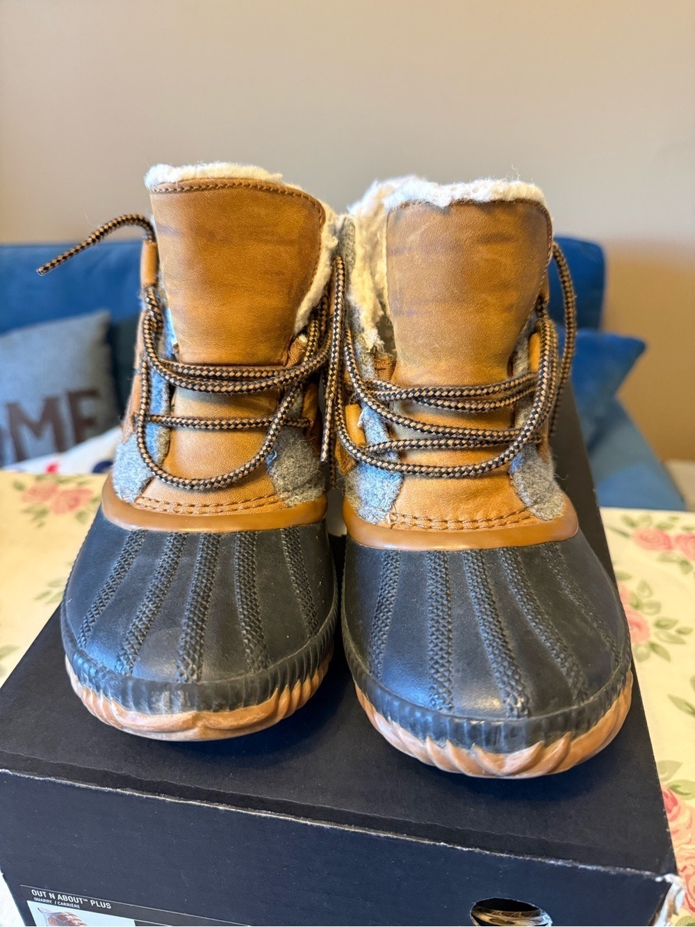 Sorel Women’s Out N About Plus Boot Gray & Brown - Picture 2 of 7